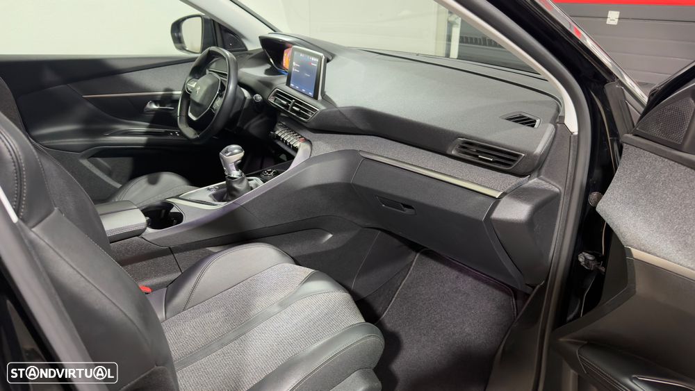 Peugeot 5008 1.2 PureTech Allure Grip Control - 16