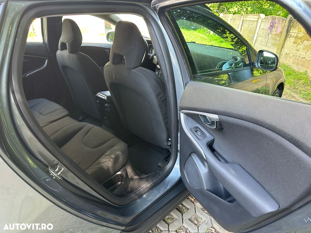 Volvo V40 D2 Aut. Kinetic - 16