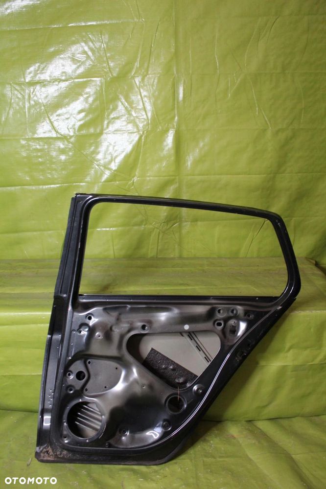 Drzwi Volkswagen Golf VII 7 H/B 2012-2020r tył prawy - 2