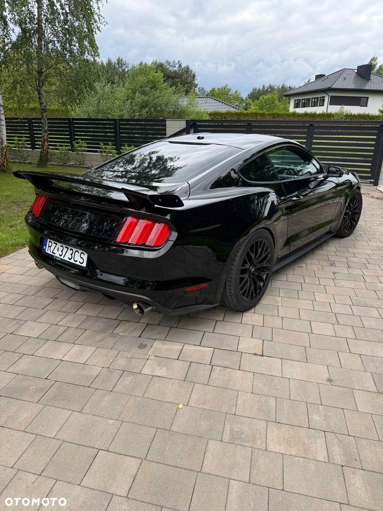 Ford Mustang 5.0 V8 Black Edition - 4