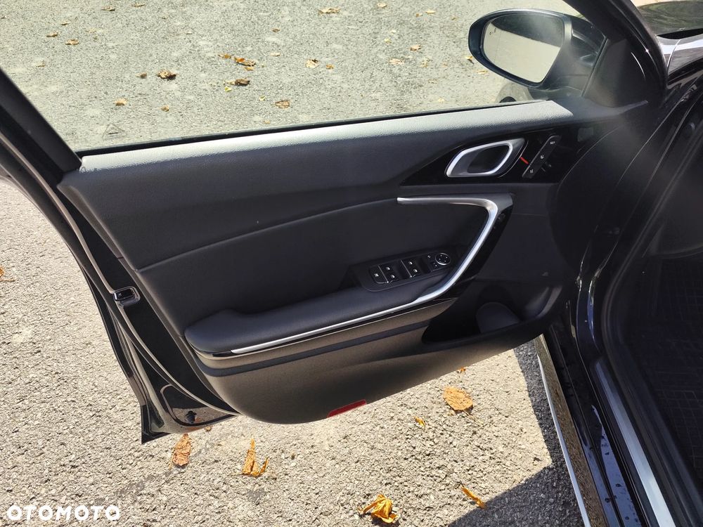 Kia ProCeed 1.5 T-GDI GT Line DCT - 28