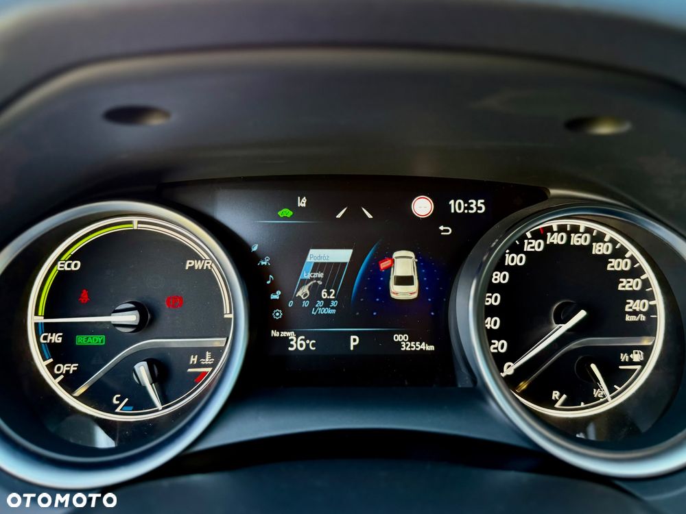 Toyota Camry 2.5 Hybrid Comfort CVT - 13
