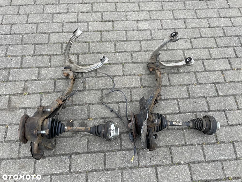 Porsche Cayenne ZWROTNICA PIASTA LEWA PRAWA przód wahacze półoś - 1
