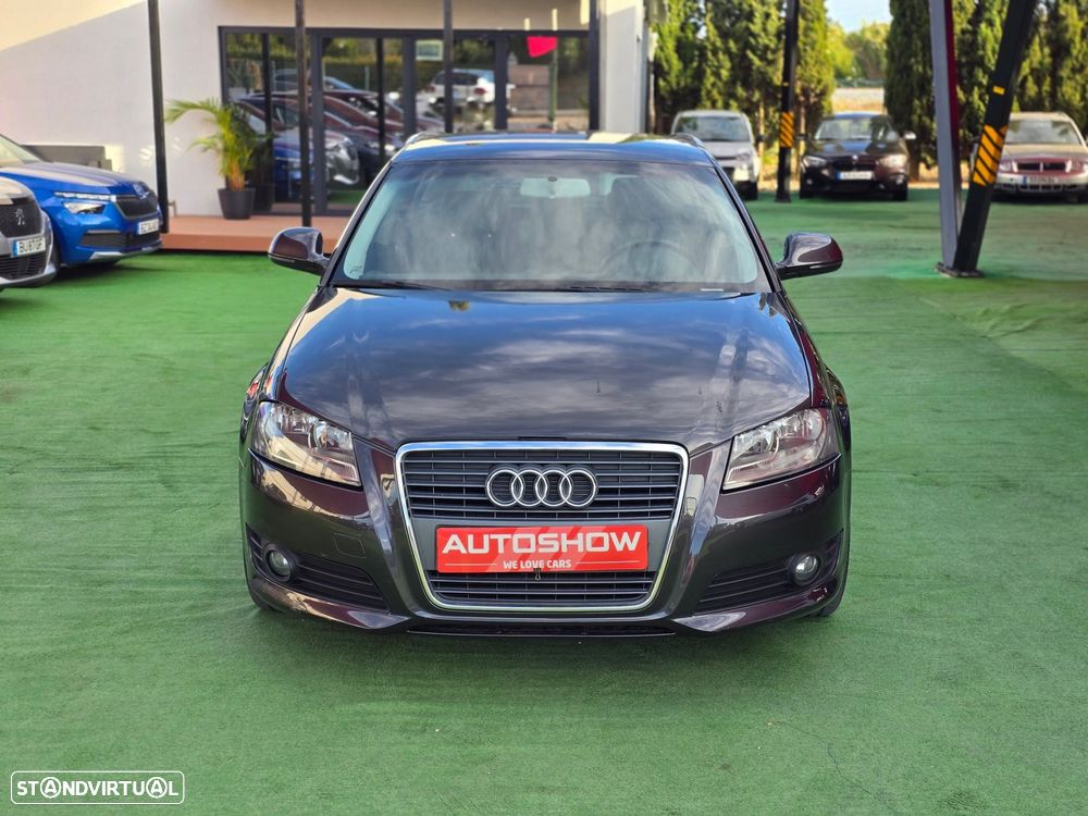 Audi A3 2010 photo 2