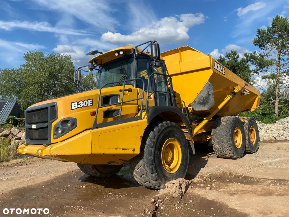 Bell B30E, TYLKO 4770 MTH, Z NIEMIEC, TYLNA KLAPA, SZEROKIE KOŁA MICHELIN, PIĘKNY STAN - 4
