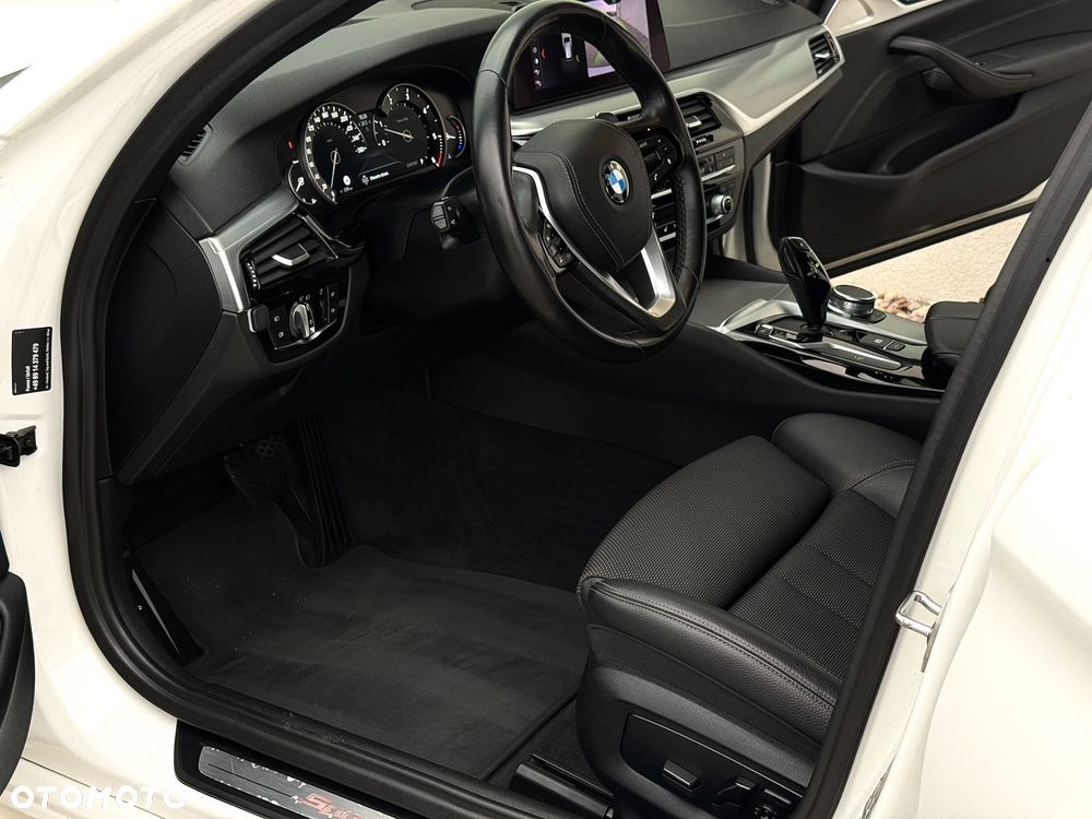 BMW Seria 5 520d xDrive Sport Line sport - 15