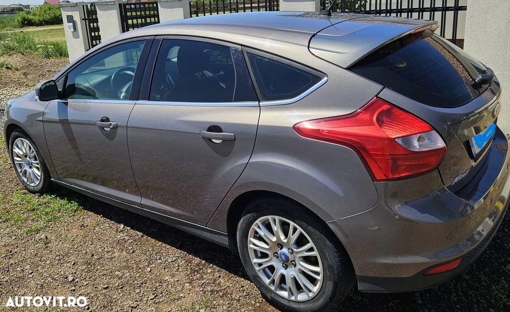 Ford Focus 1.6 TDCI DPF Start-Stopp-System Titanium - 2