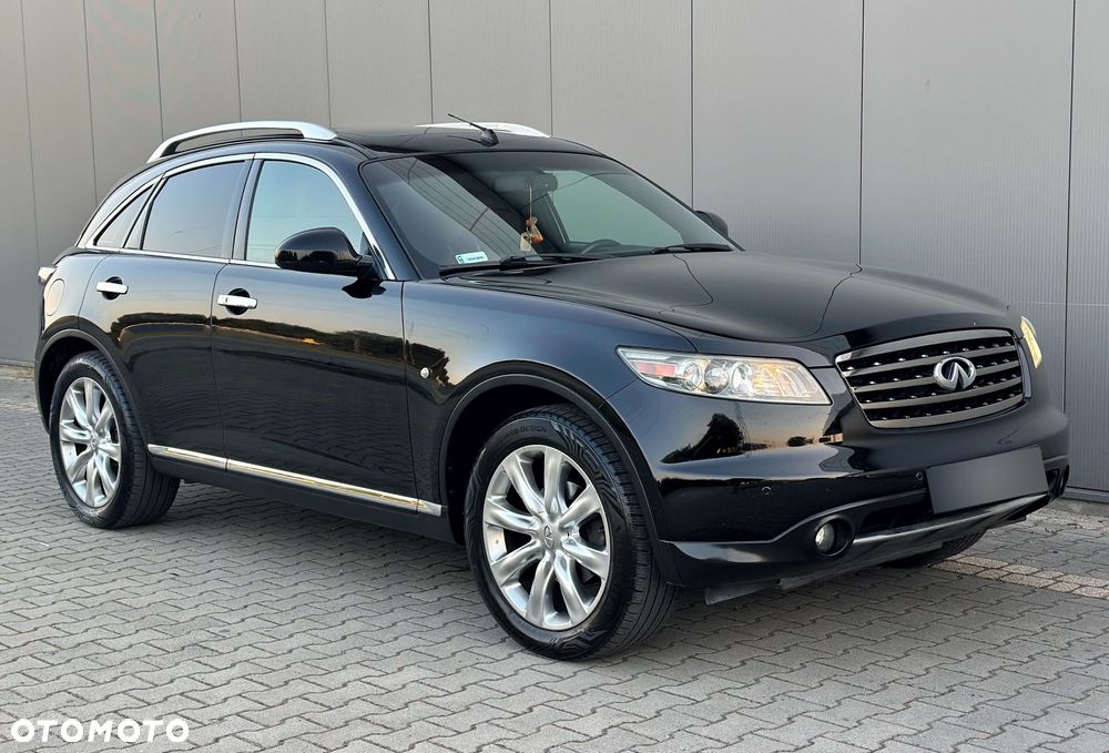 Infiniti FX - 9