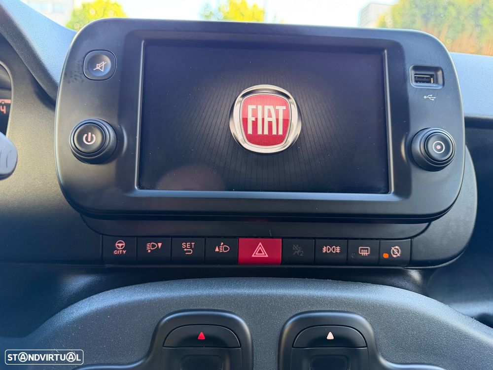 Fiat Panda 1.0 Hybrid (RED) - 17