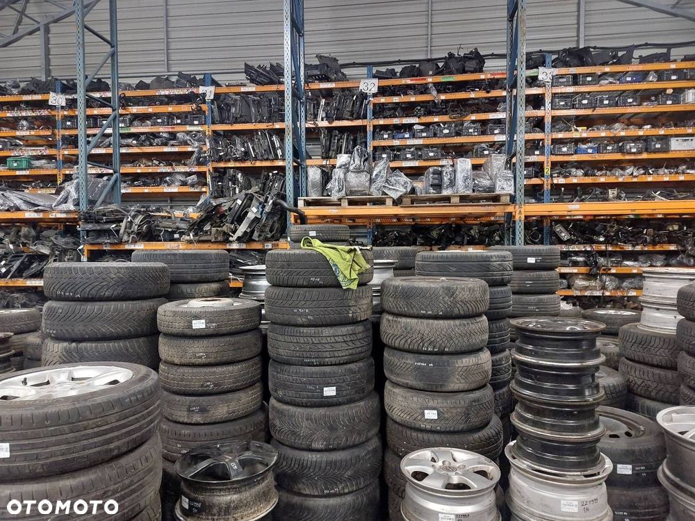 FELGI STALOWE 4 SZT 4x114,3 6Jx15 ET44 FI67,1 CARISMA VOLVO V40 S40 I - 18