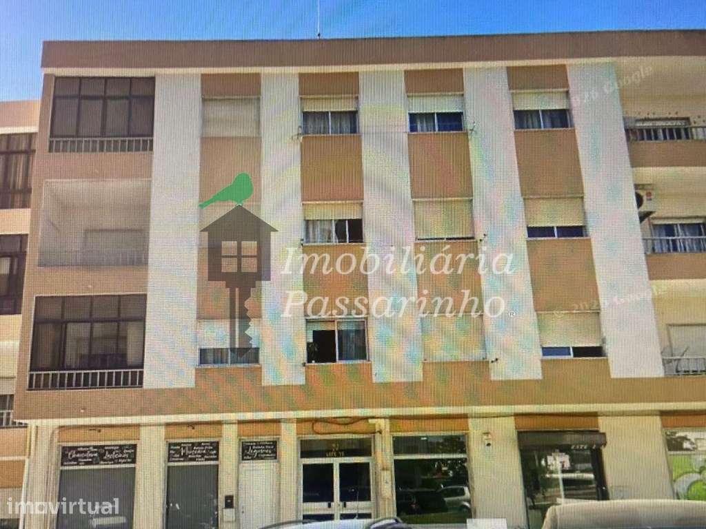 Apartamento T2 c/garagem Torre da Marinha - Grande imagem: 2/22