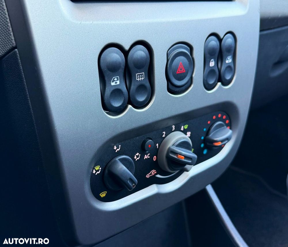 Dacia Sandero 1.2 16V - 6