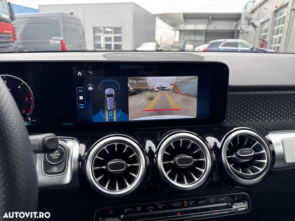 Mercedes-Benz GLB 200 d 4MATIC 8G-DCT AMG Line - 19