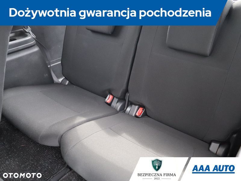 Mitsubishi Outlander - 21