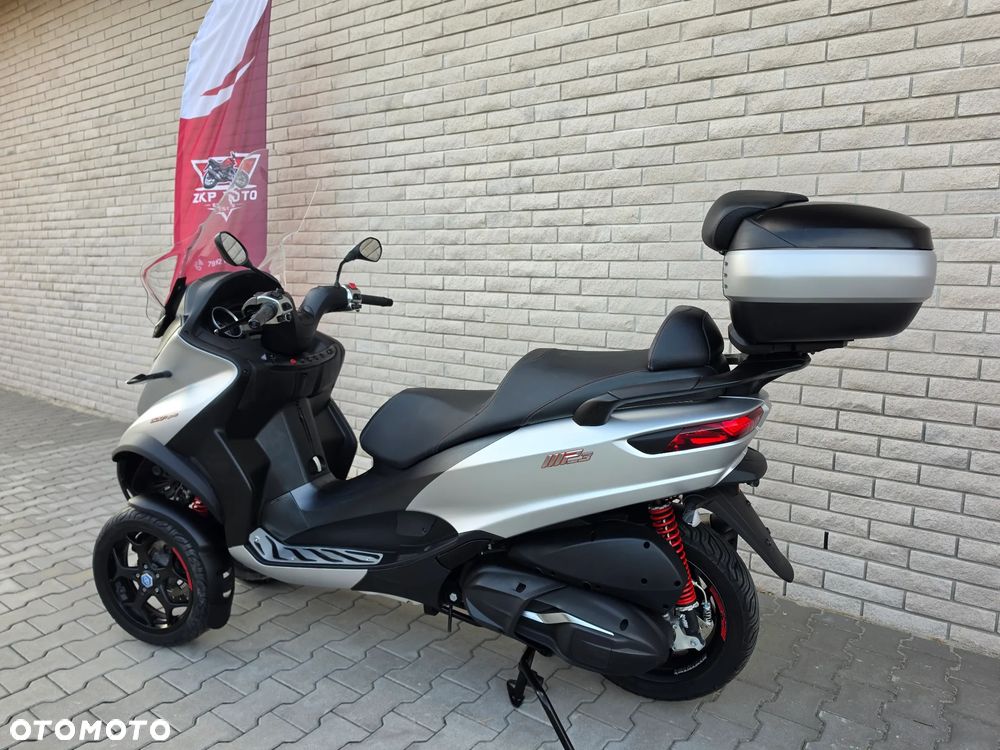 Piaggio MP-3 - 5