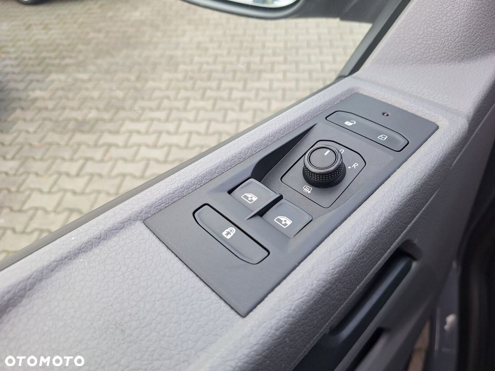 Volkswagen Transporter L2H1 Plus Trendline - 10