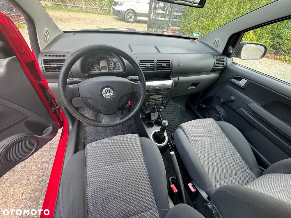 Volkswagen Fox 1.2 - 8