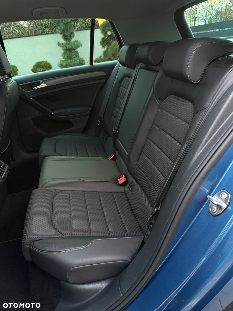 Volkswagen Golf 1.2 TSI BMT Trendline Perfectline - 24