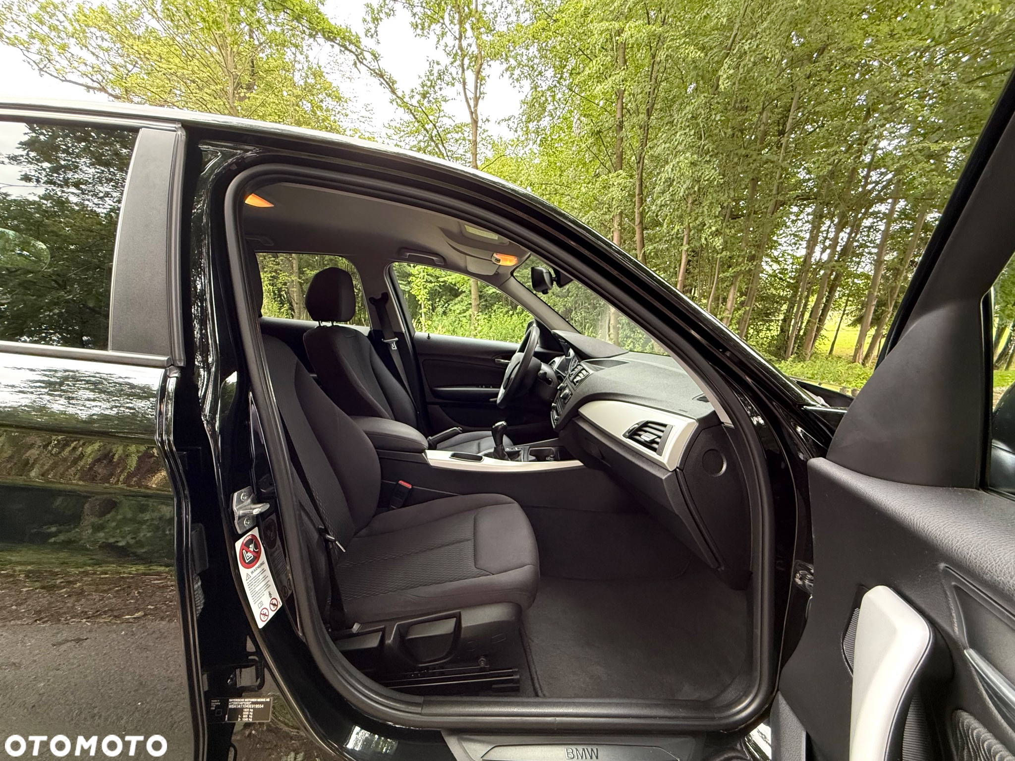 BMW Seria 1 116i - 24