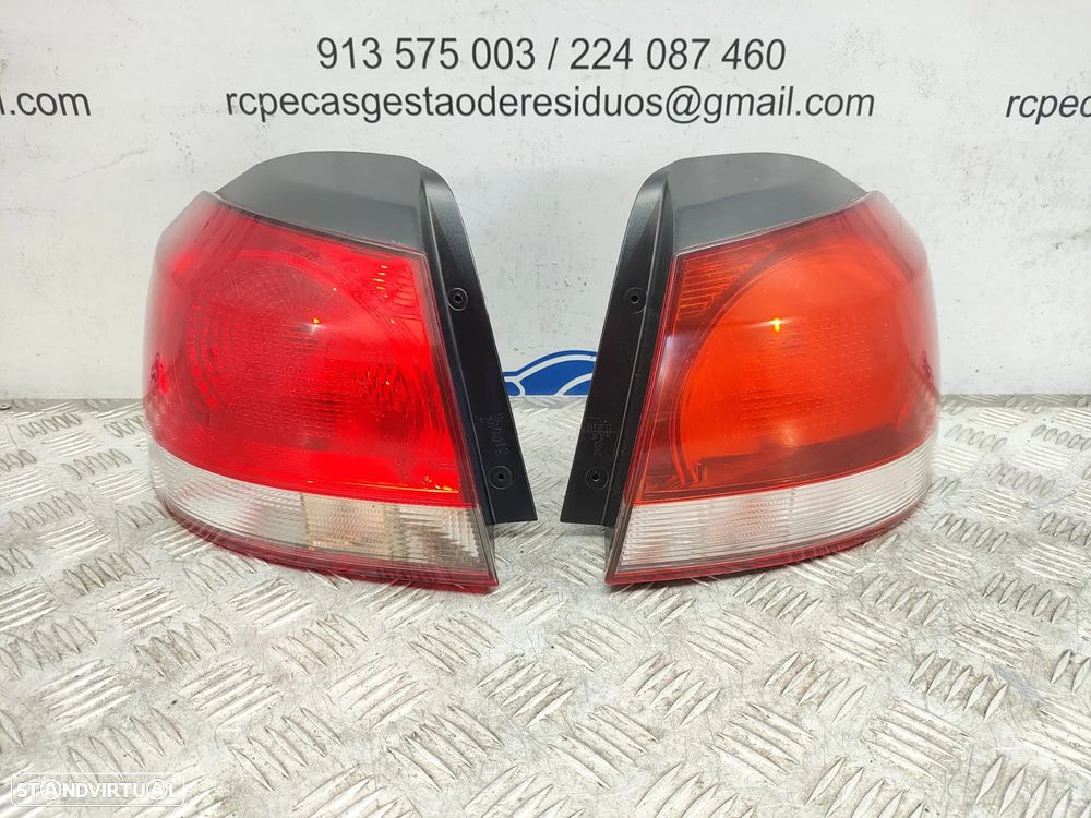 Farolins traseiros trás direito esquerdo originais Volkswagen Golf VI 5K Carro 3 e 5 portas de 2008 a 2013 - 2