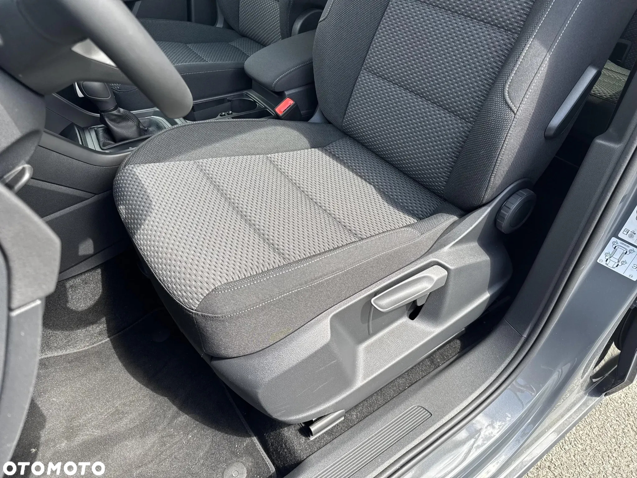 Volkswagen Touran 1.5 TSI EVO Special Edition DSG - 12