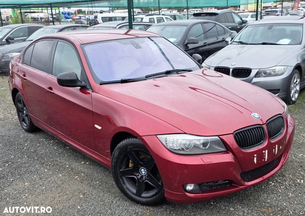 BMW Seria 3 320d EfficientDynamics Edition - 3