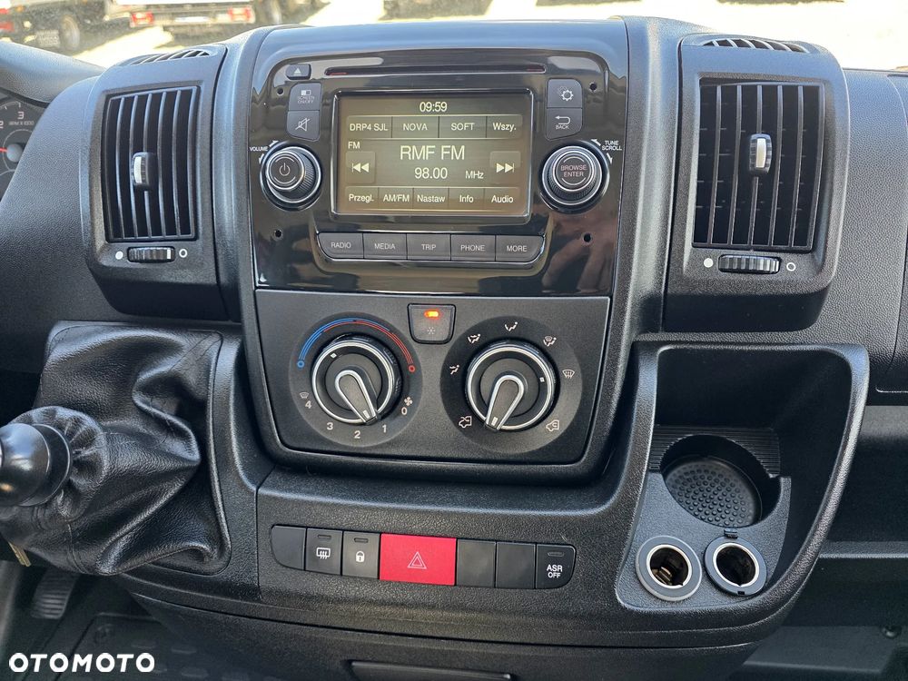 Peugeot BOXER 2,0 HDI 163 KONNA DOKA BRYGADÓWKA 7 OSOBOWA 3,1M SKRZYNIA KLIMA WEBASTO KAMERA - 30