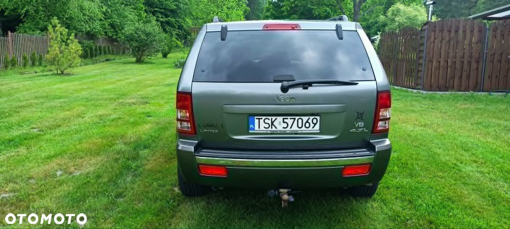 Jeep Grand Cherokee - 9