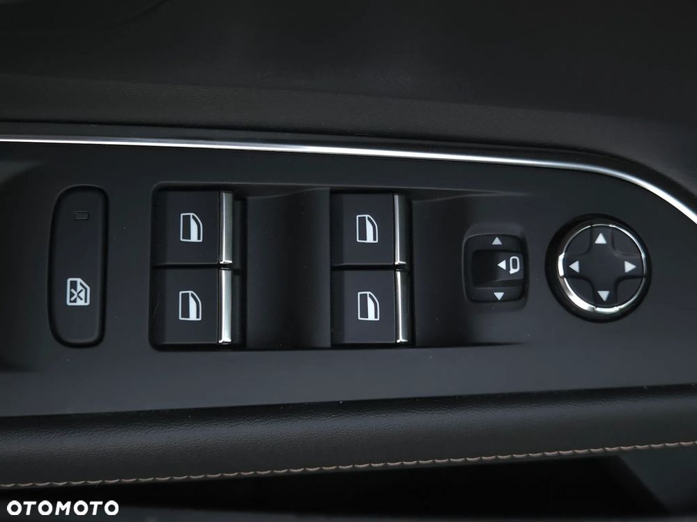 Peugeot 3008 - 28