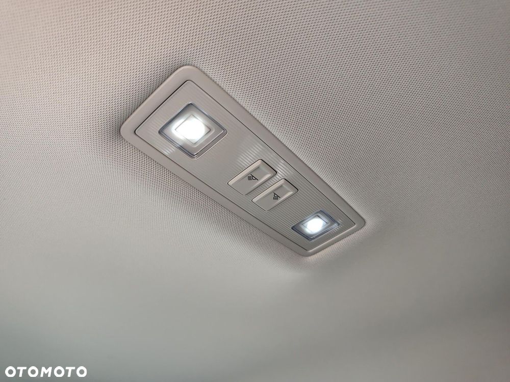 Volkswagen T-Cross 1.0 TSI Style DSG - 29