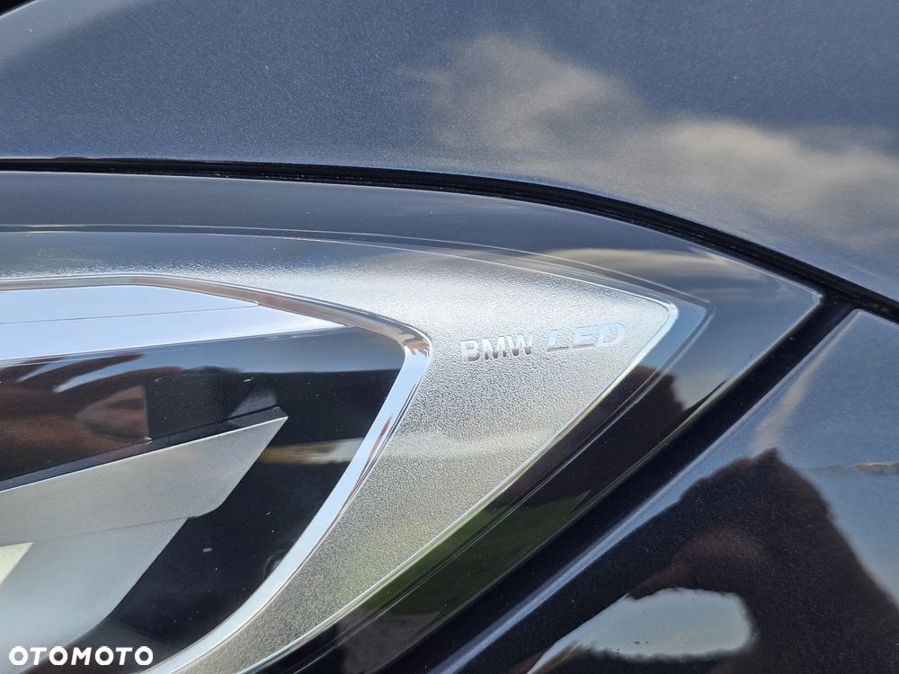 BMW Seria 3 318d Sport Line - 31