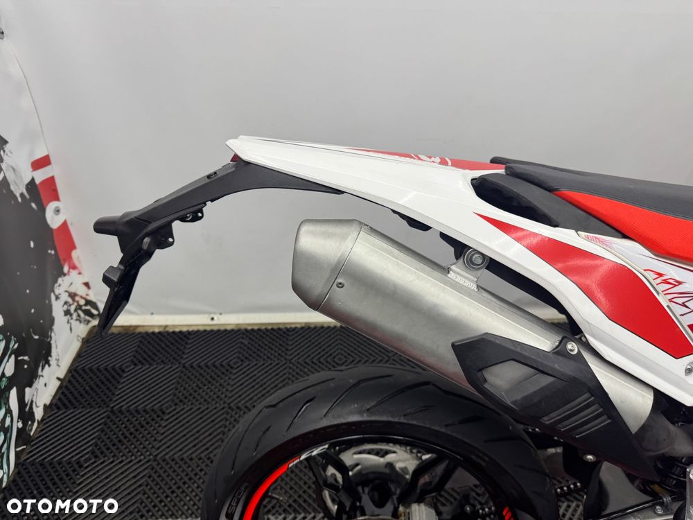Beta RR - 27