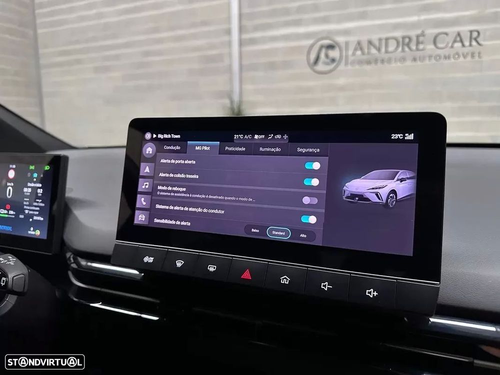 MG MG4 77 kWh Extended Range Luxury - 30