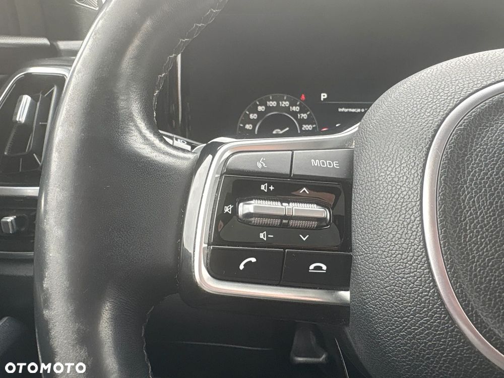 Kia Sorento 2.2 CRDi Prestige Line AWD DCT 7os - 31