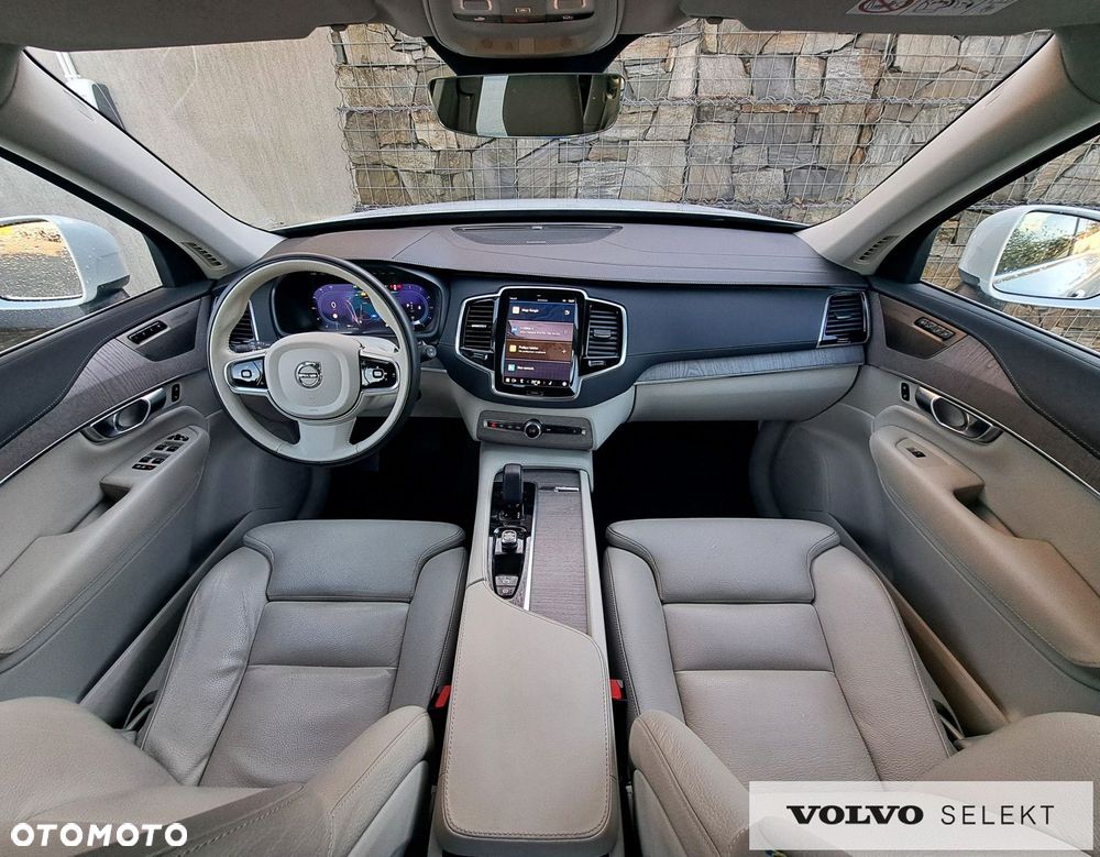 Volvo XC 90 - 12