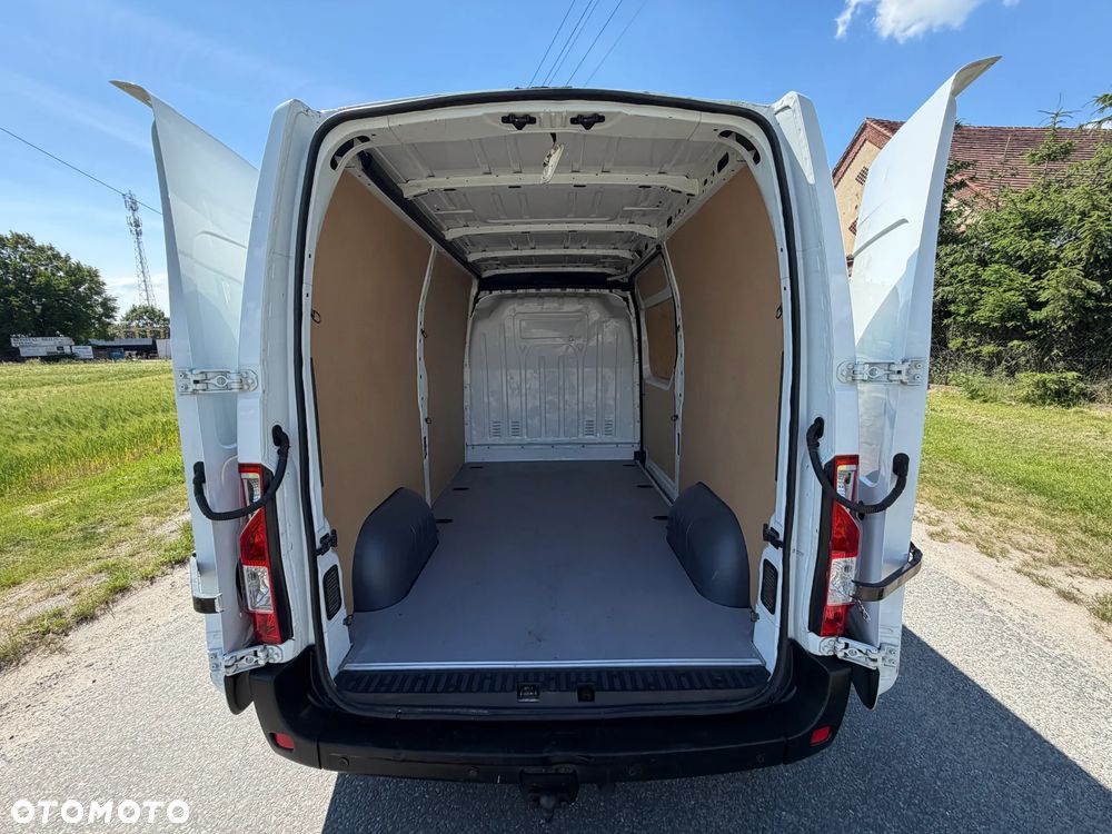 Renault Master * 2.3 / 125KM * L2H2 * Średni / Podwyższany * Furgon / Blaszak * - 20
