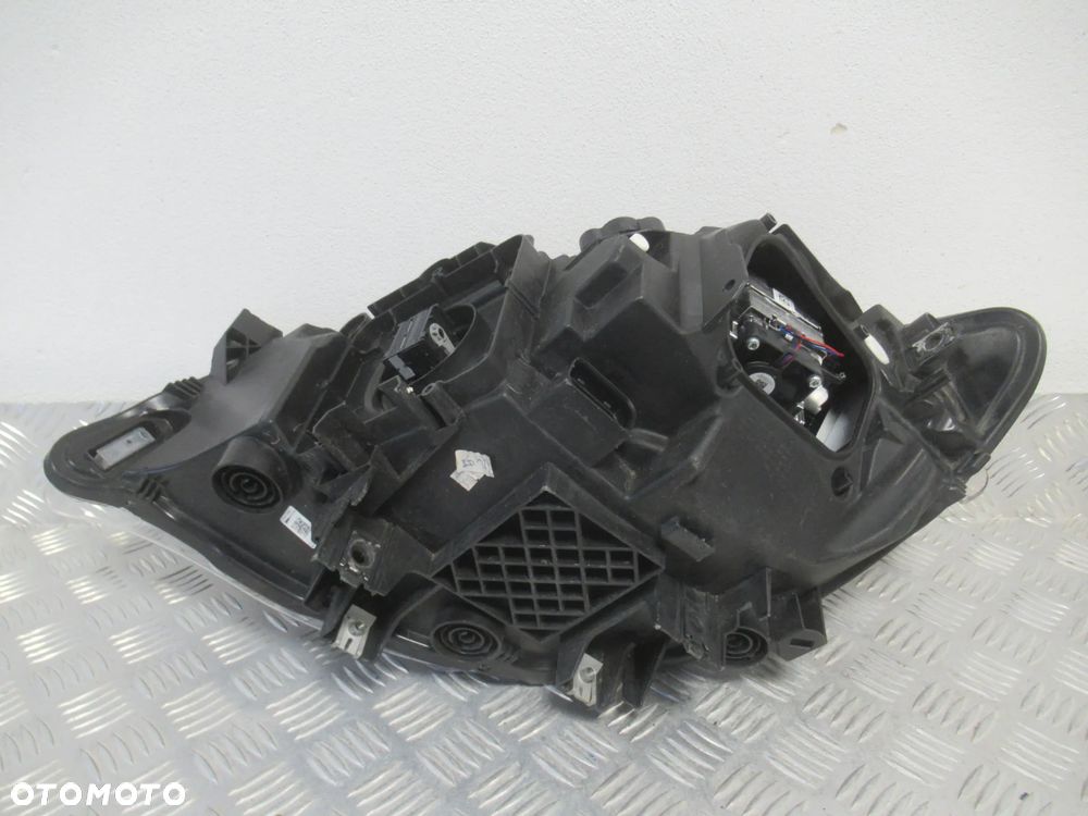 LAMPA PRZEDNIA PRZÓD PRAWA LEWA BMW 2 F22 LIFT 2017-2021 - 17