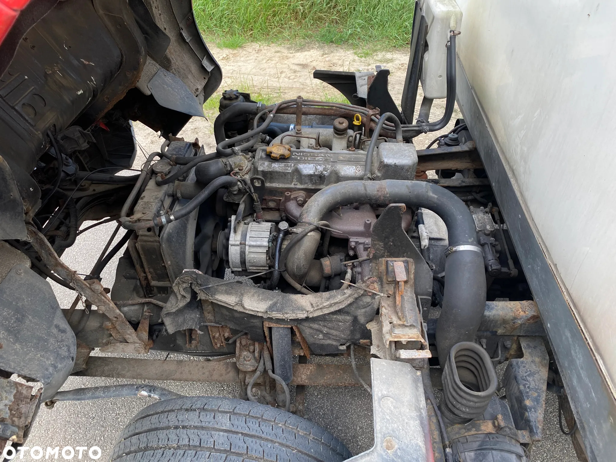 Nissan CABSTAR - 24