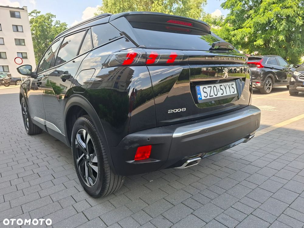 Peugeot 2008 - 9