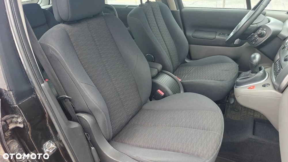 Renault Scenic 2.0 16V Privilege - 18