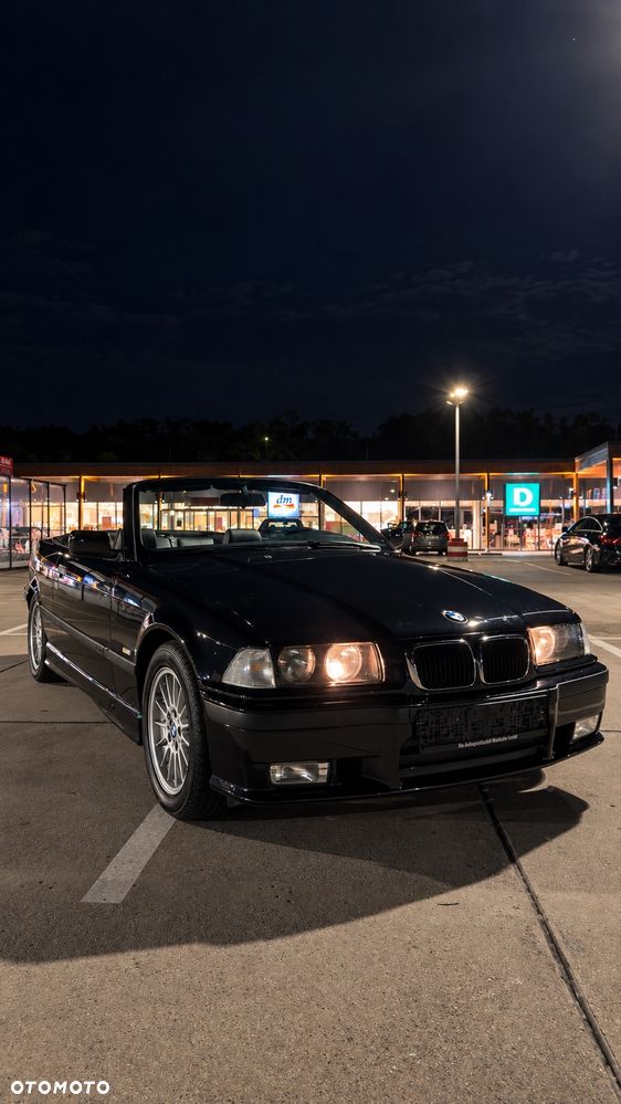 BMW Seria 3 320i - 17