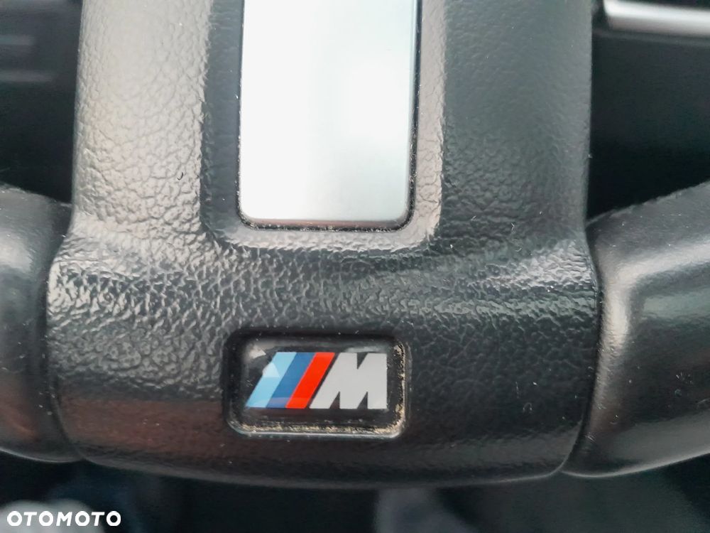 BMW 5GT - 16