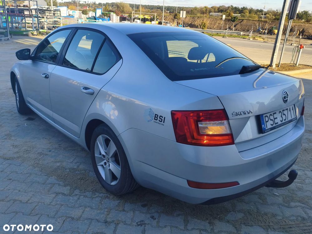 Skoda Octavia 2015 photo 5