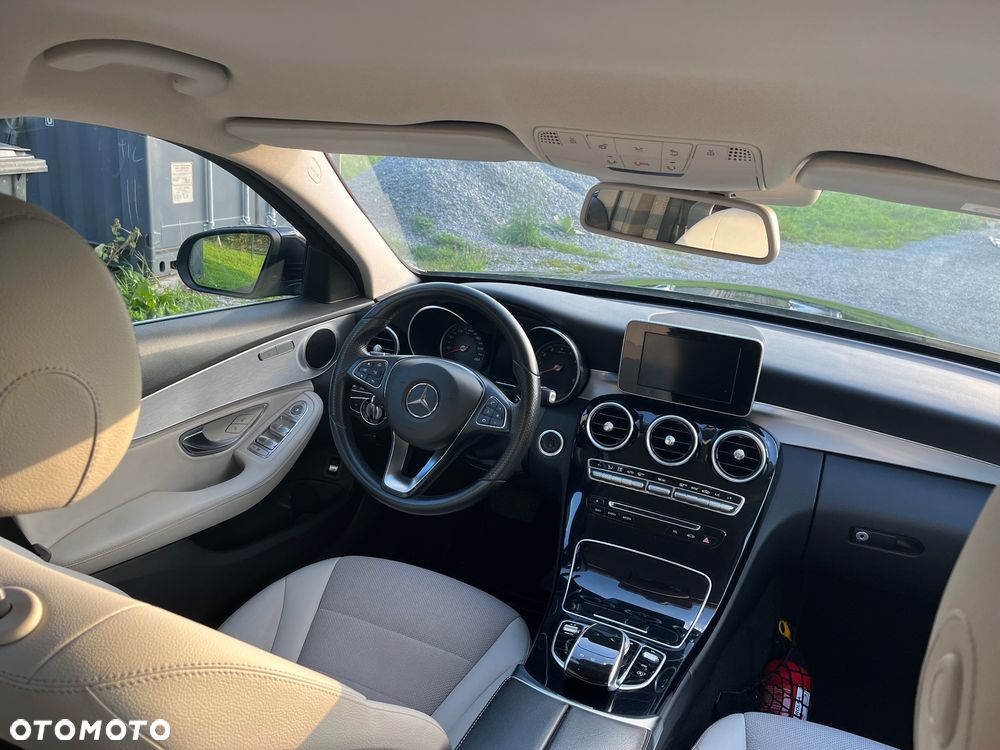 Mercedes-Benz Klasa C 180 7G-TRONIC - 8