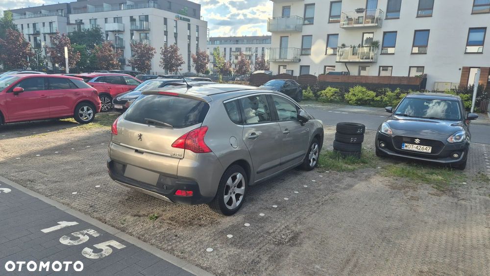 Peugeot 3008 1.6 HDi Premium - 2