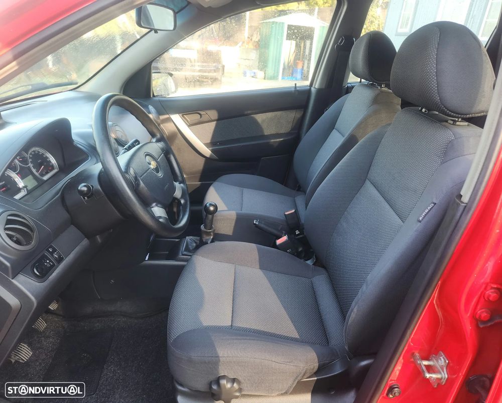 Chevrolet Aveo 1.2 LS - 12