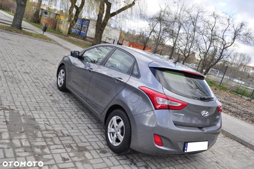 Hyundai i30 1.4 Premium - 4