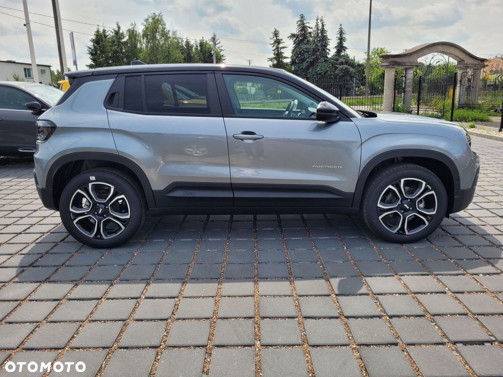 Jeep Avenger 1.2 T3 mHEV Summit Winter Edition FWD eDCT6 - 6