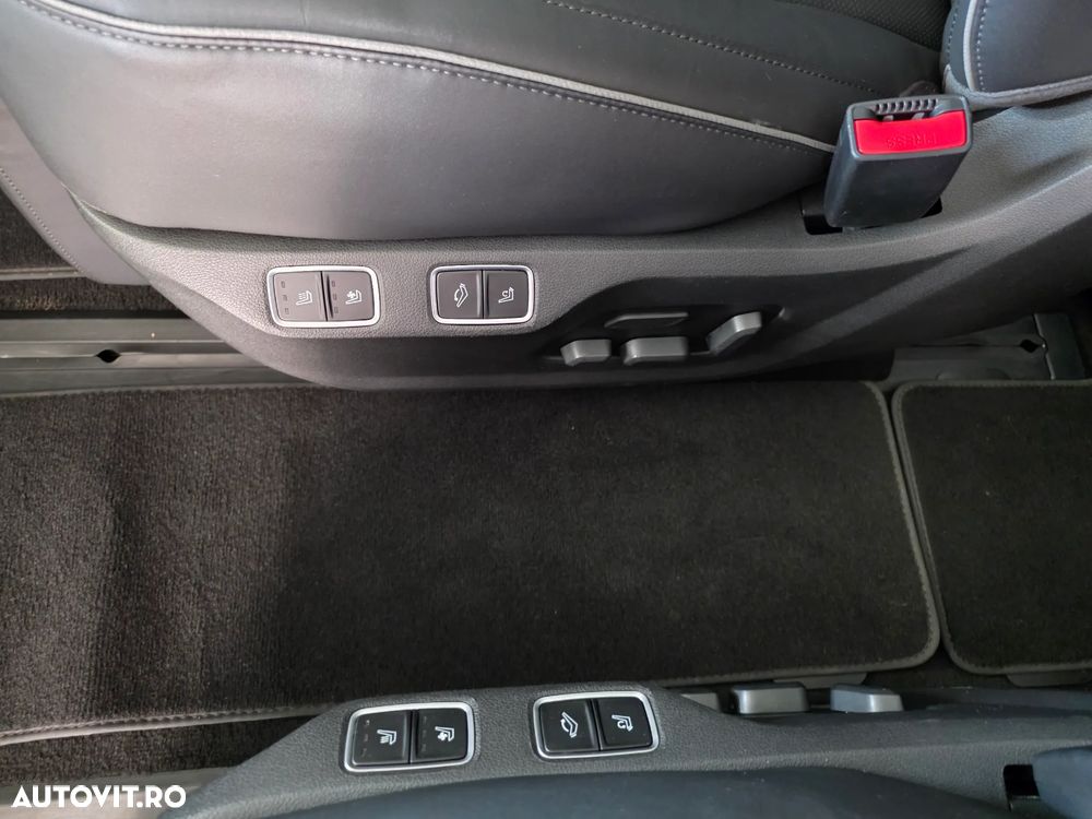 Hyundai Staria 2.2 CRDi Allrad Signature - 10