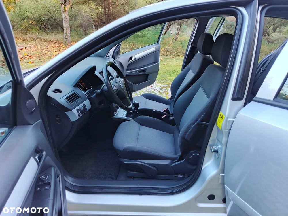 Opel Astra - 12